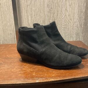 Eileen Fisher Knack Tumbled Nubuck Ankle Boot Color Black Size 11